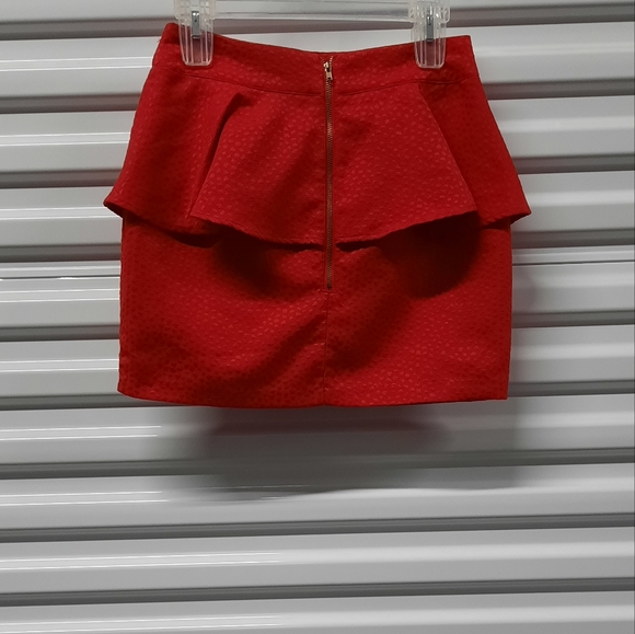 Silence + Noise Peplum Skirt Womens Size 4 Red Mini - Picture 4 of 9
